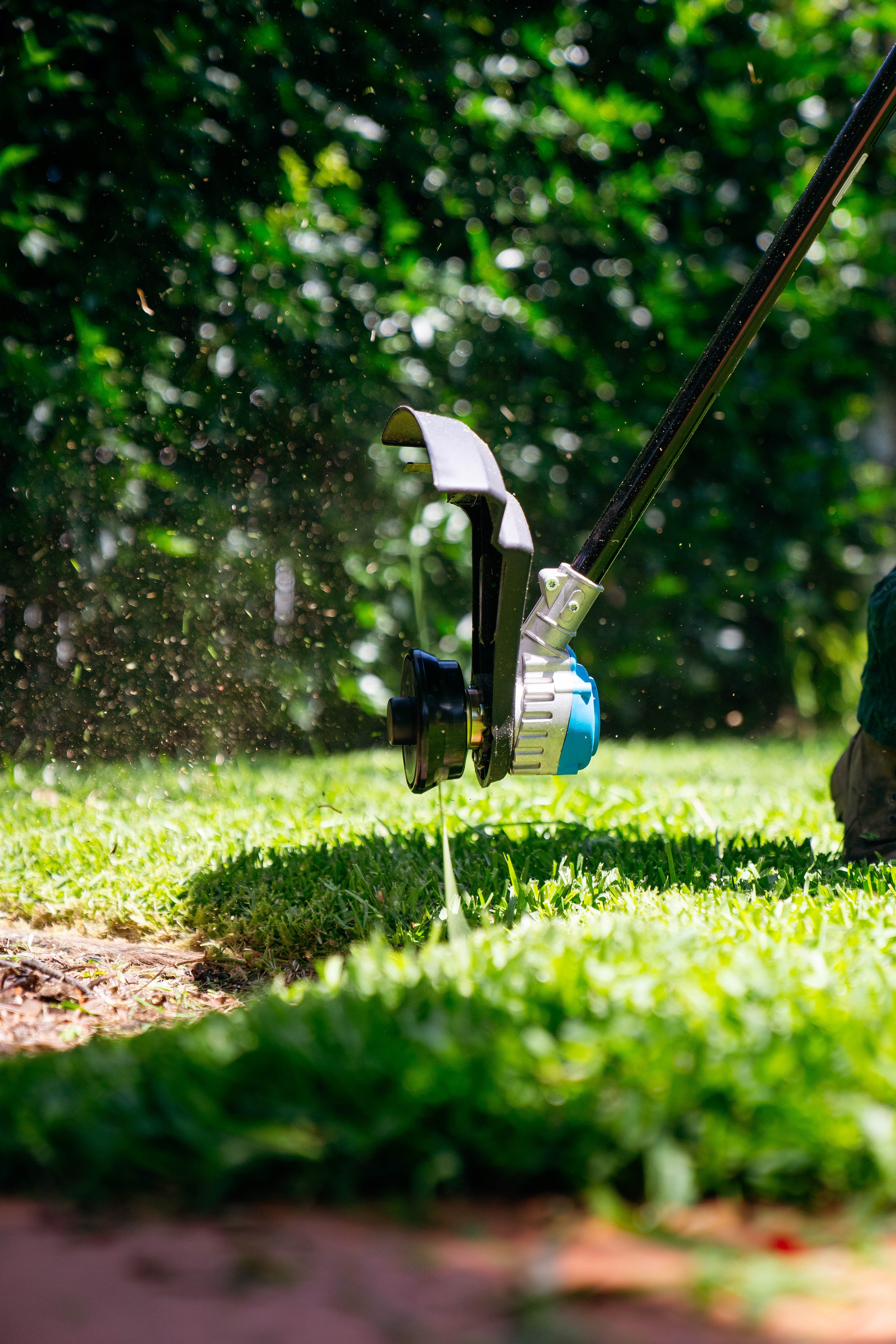 Bushranger® 36V9101 36V Battery Powered Line Trimmer 5Ah Kit - Image 9