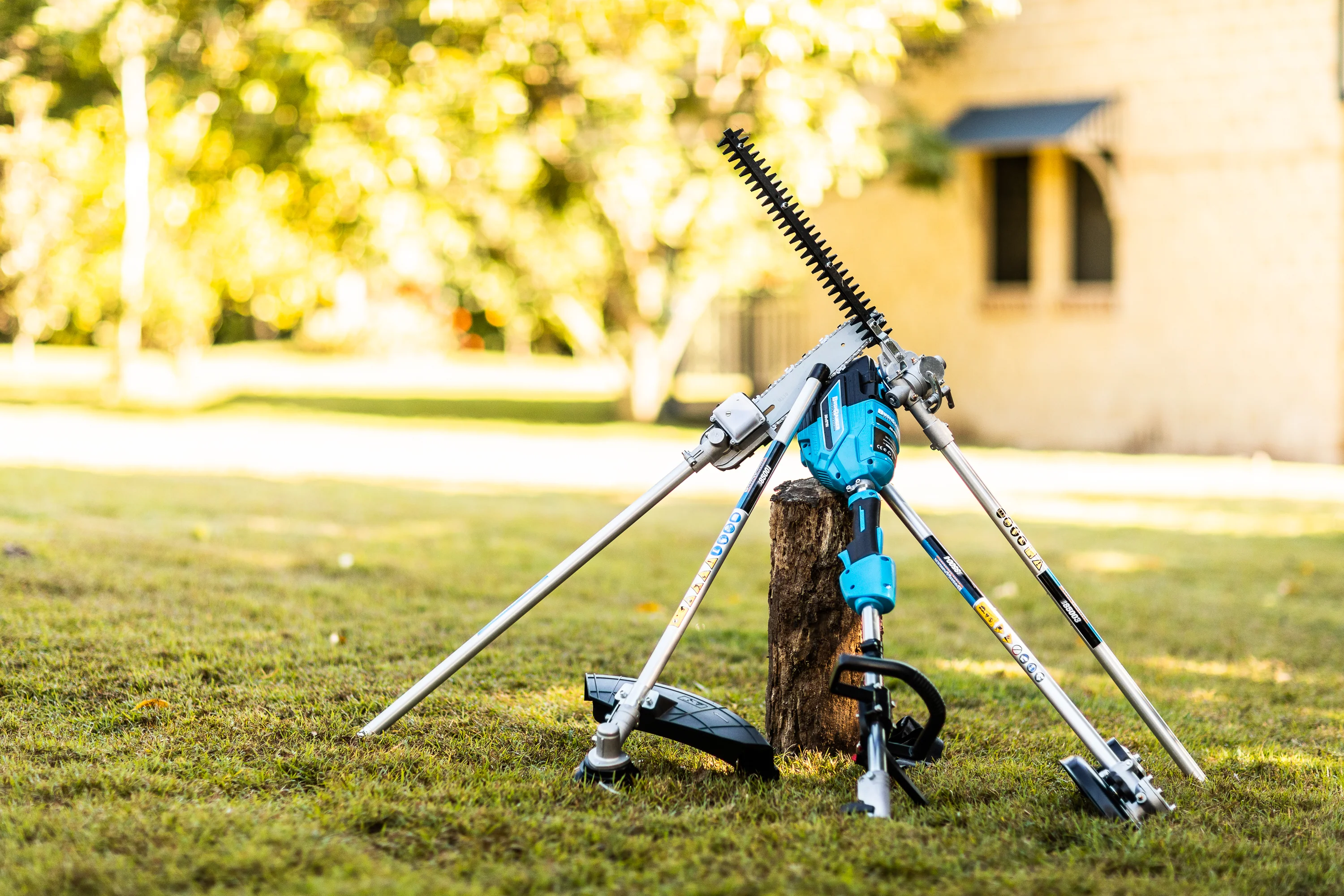 Bushranger® 36V9701 36V Battery Powered Multi-Tool Full Kit - Image 7