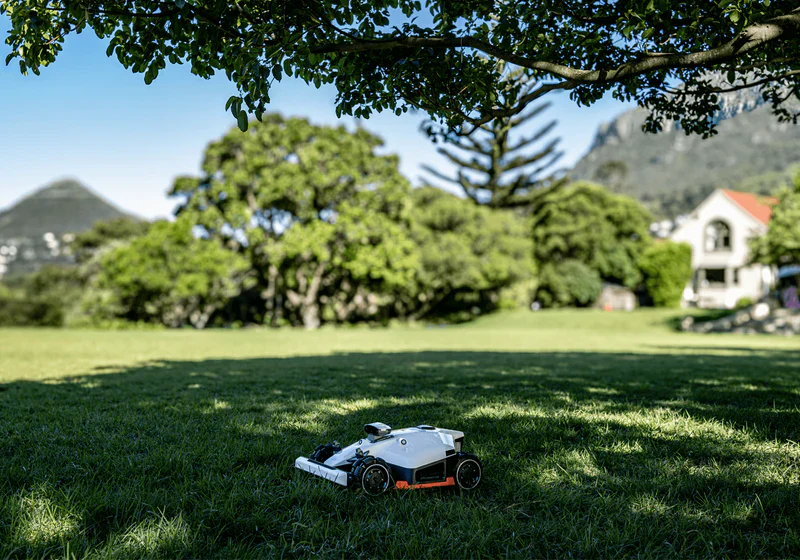 Mammotion LUBA 2 AWD 5000X | 5000㎡ - Image 10